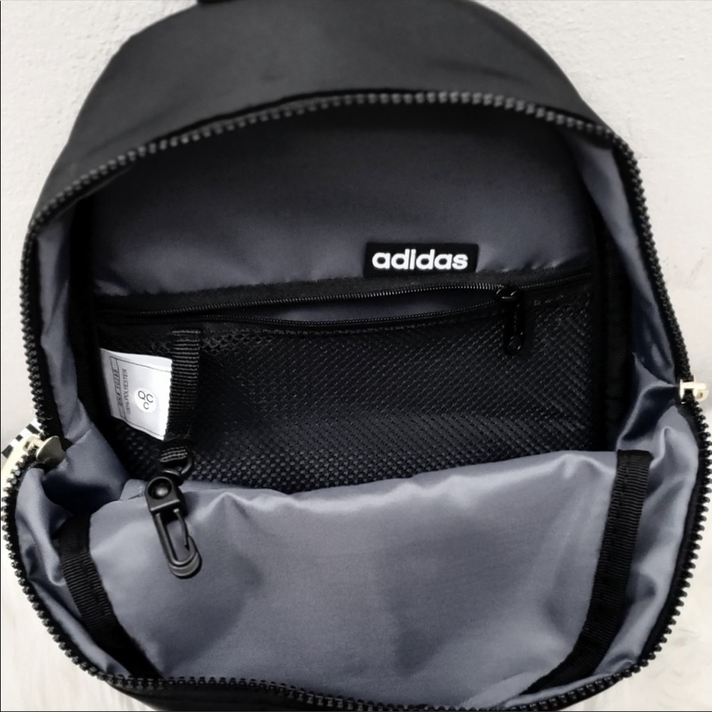 Adidas Linear Mini Backpack - Picture 3 of 4